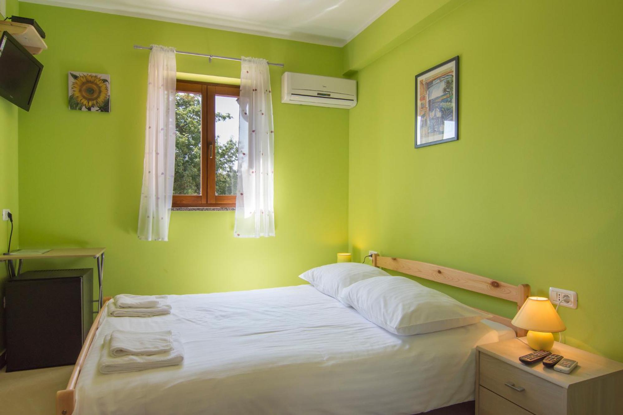 Bed And Breakfast Rogocana Labin Kültér fotó